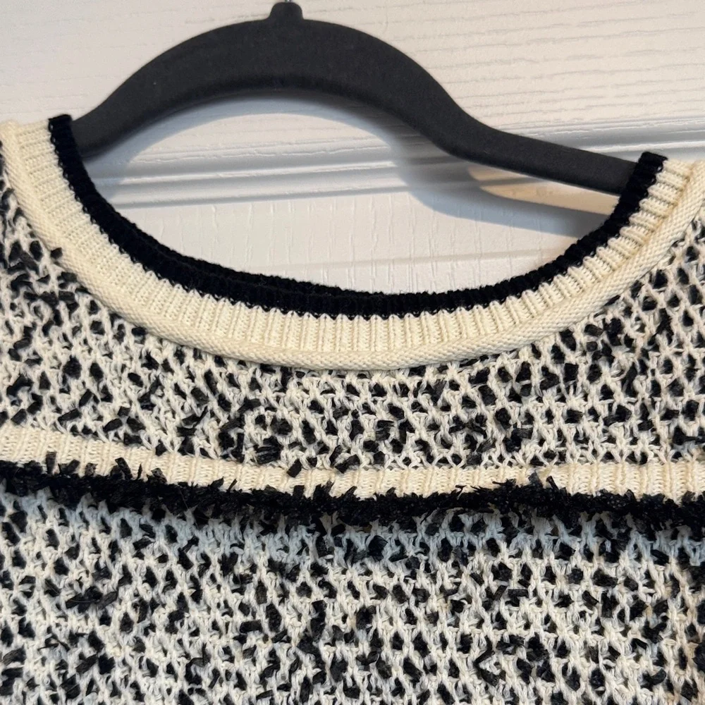 Skies Are Blue Cream and Black Patterned Sweater